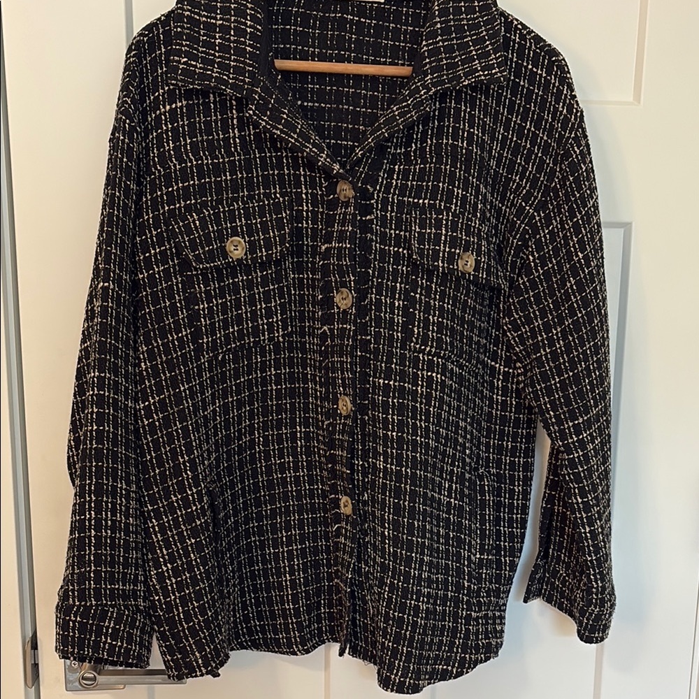 ANDTHEWHY | Black and White Women's Shacket